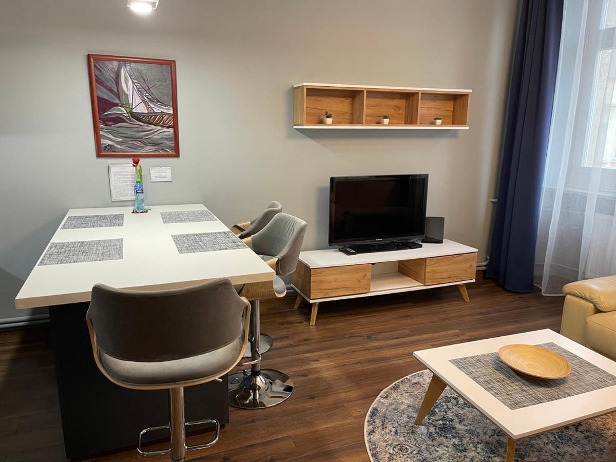 Apartament Ratuszowy Jelení Hora Exteriér fotografie